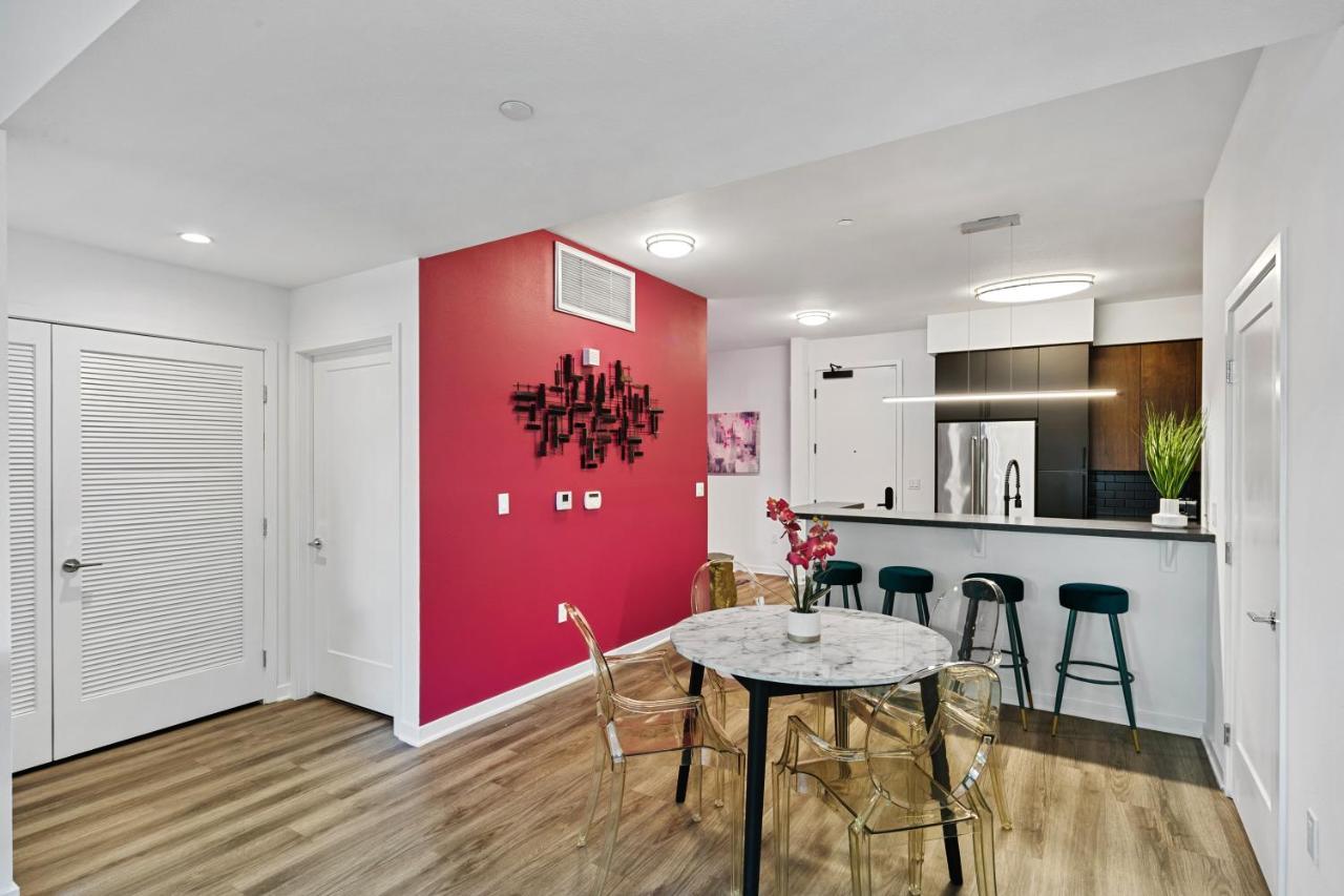 Fairfax District Chic City Oasis 2 Bedroom Apt With Den 136 ลอสแอนเจลิส ภายนอก รูปภาพ