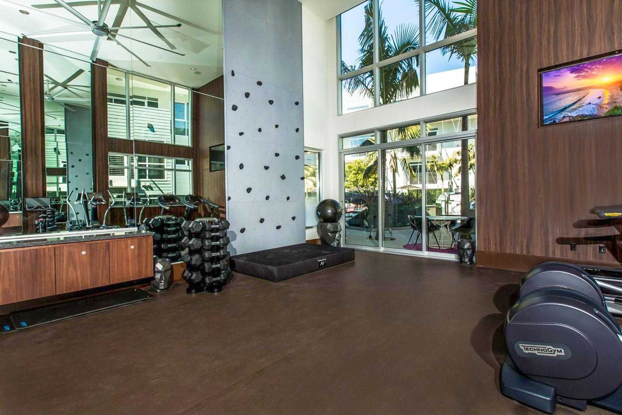 Fairfax District Chic City Oasis 2 Bedroom Apt With Den 136 ลอสแอนเจลิส ภายนอก รูปภาพ