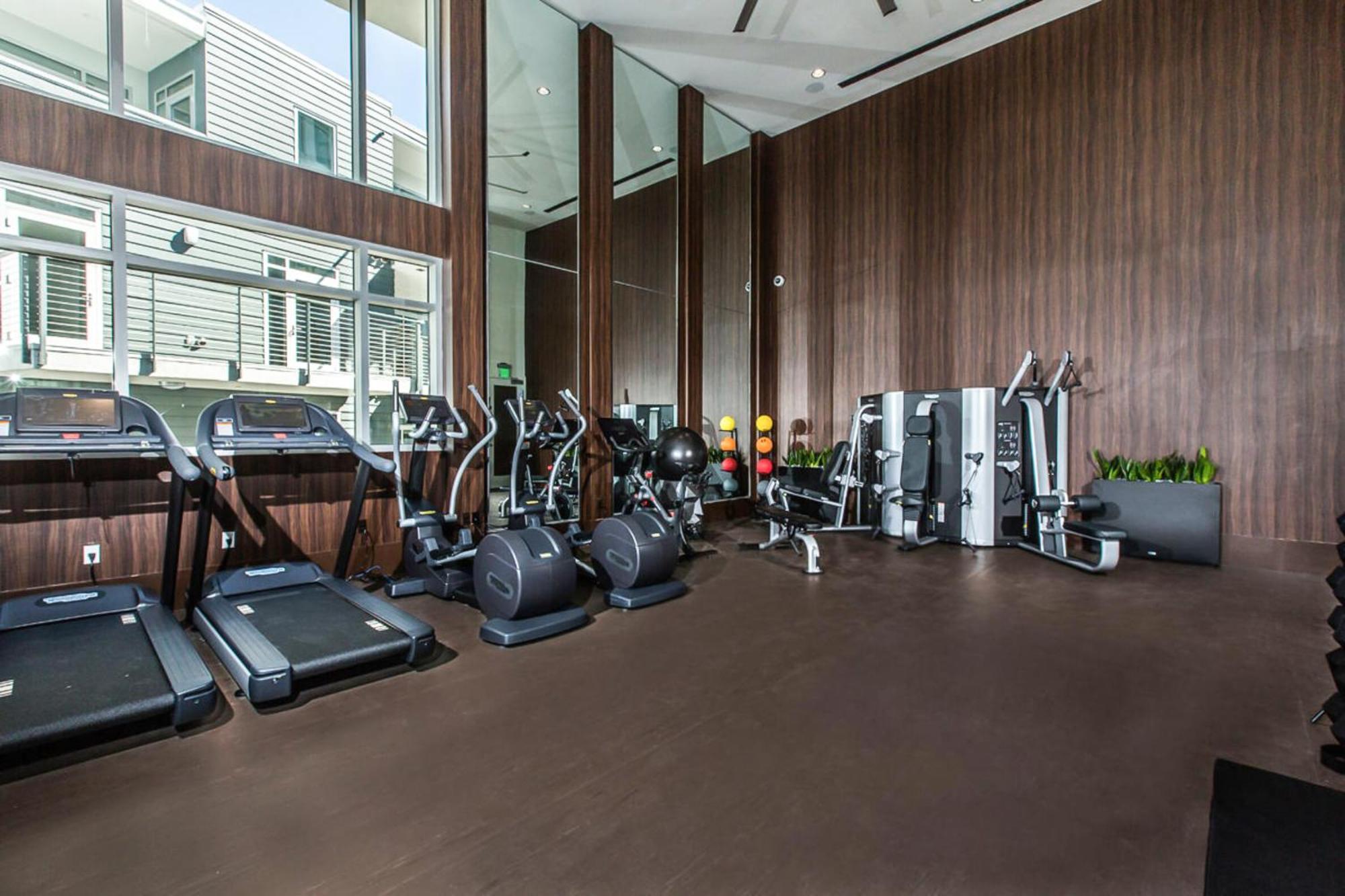 Fairfax District Chic City Oasis 2 Bedroom Apt With Den 136 ลอสแอนเจลิส ภายนอก รูปภาพ